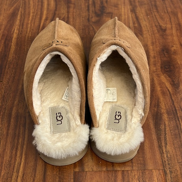 UGG Discoquette Size 8 - Picture 2 of 5